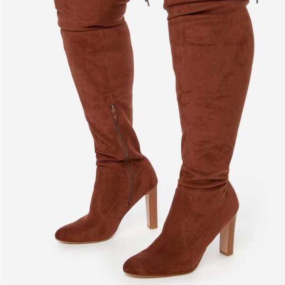 Faux Suede Wide Calf Size 9 - Picture 1 of 7